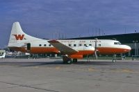Photo: Wright Airlines, Convair CV-440, N4402
