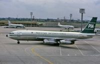 Photo: Pakistan International Airlines - PIA, Boeing 720